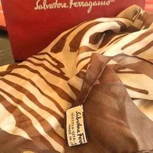 SALE⭐️Oversized Salvatore Ferragamo Scarf Wrap 100% Silk Gift with Purchase